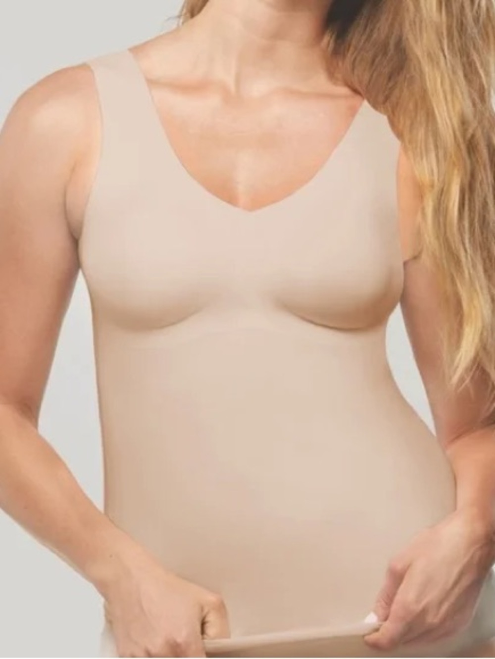 Knix LuxeLift Evolution Tank Top in Nude Size Medium